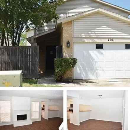 Rent this 2 bed townhouse on 2011 Via Sonoma in Carrollton, TX 75006