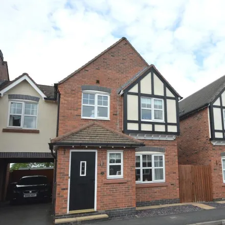 Rent this 3 bed duplex on Sunnymill Drive in Sandbach, CW11 4NA