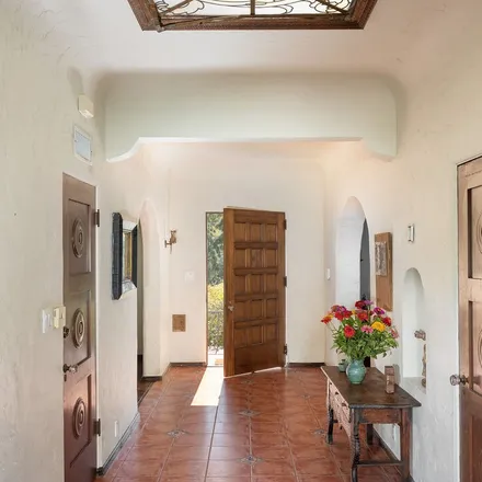 Image 2 - 10346 Rochester Avenue, Los Angeles, CA 90024, USA - House for sale