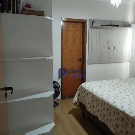 Buy this 2 bed apartment on Rua Dom Barreto in São Carlos, Sumaré - SP