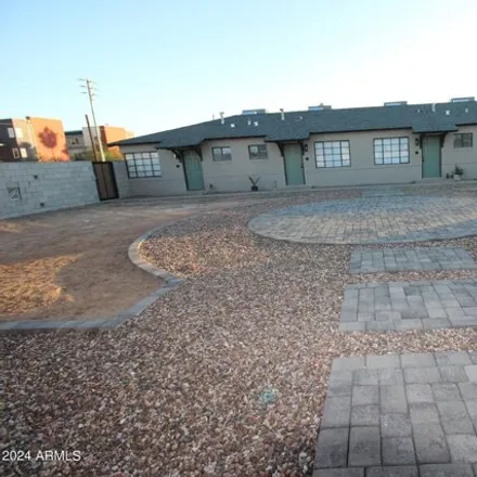 Rent this 1 bed house on 4306 North 12th Street in Phoenix, AZ 85014