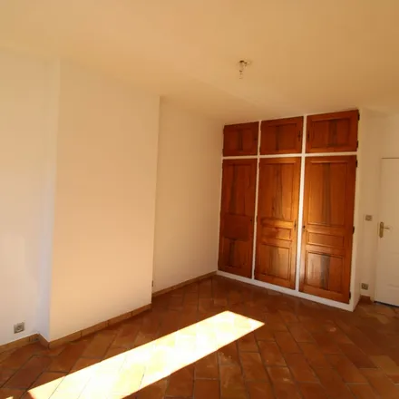 Rent this 3 bed apartment on 18bis Avenue des Iles d'Or in 83400 Hyères, France