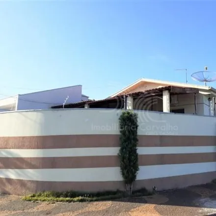 Buy this 3 bed house on Rua Laurival J Kirches in Vila Godoy, Santa Bárbara d'Oeste - SP