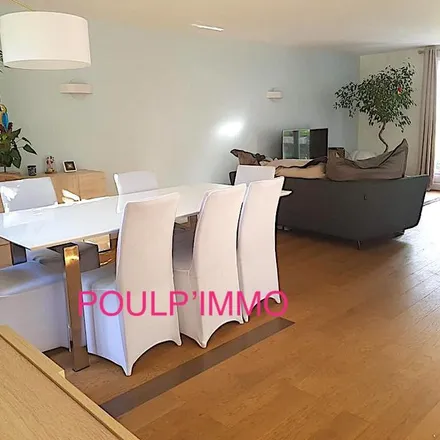 Rent this 9 bed apartment on 11 Rue de l'Église in 78160 Marly-le-Roi, France