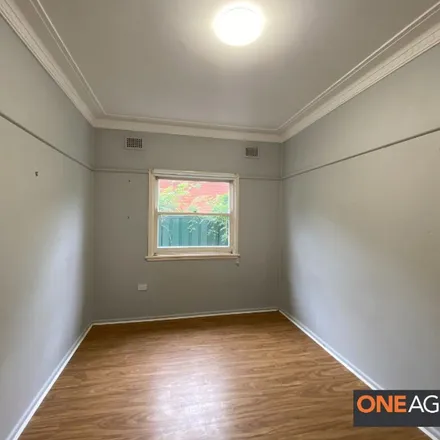 Image 2 - Nicholson Avenue, Leumeah NSW 2560, Australia - Apartment for rent