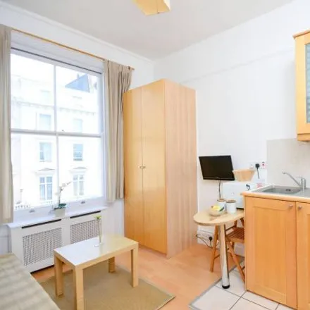 Rent this studio apartment on Blades Hotel in 122 Belgrave Road, London