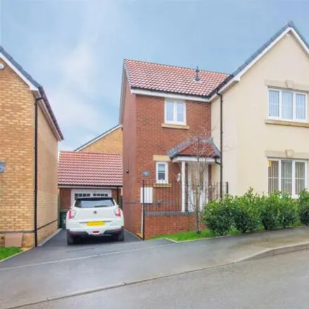 Buy this 4 bed house on 15 Rhiw Cae'r Celyn in Bedwas, CF83 8JW