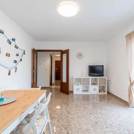 Image 4 - Carrer del Cura Planelles, 9, 46011 Valencia, Spain - Apartment for rent