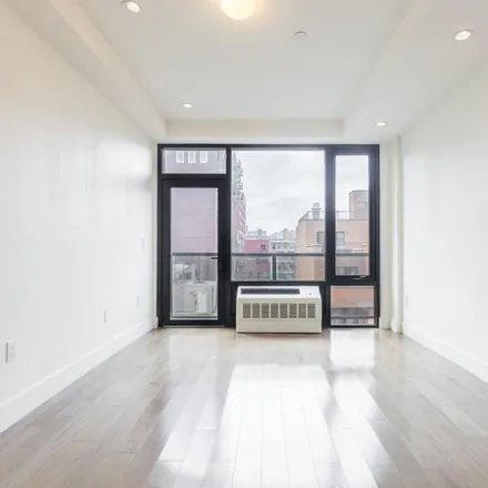 Image 4 - 399 East 8th Street, New York, NY 10009, USA - Condo for rent