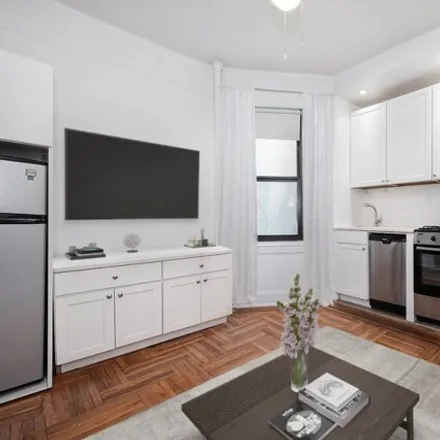 Image 4 - 102 Suffolk Street, New York, NY 10002, USA - Apartment for sale