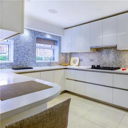 Image 3 - 18-38 The Marlowes, London, NW8 6NA, United Kingdom - Townhouse for sale