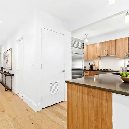 Rent this 3 bed apartment on 125 West 22nd Street in New York, NY 10011