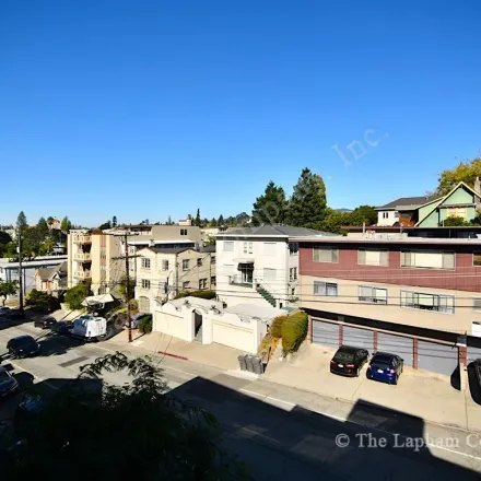 Image 3 - 95 Linda Avenue, Oakland, CA 94610, USA - Apartment for rent