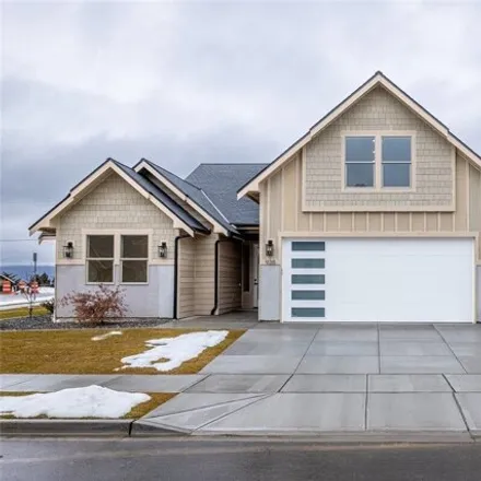 Buy this 5 bed house on unnamed road in Wenatchee, WA 98801