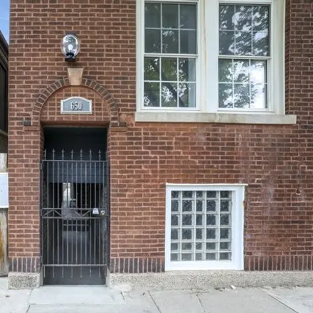 Image 1 - 650 North Talman Avenue, Chicago, IL 60612, USA - House for sale