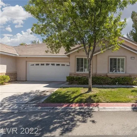 Buy this 3 bed townhouse on 10313 Pacific Summerset Lane in Las Vegas, NV 89144