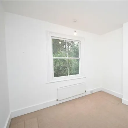 Image 7 - 80 North Road, London, N6 4BH, United Kingdom - Apartment for rent