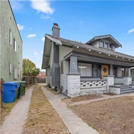 Image 2 - 682 West 42nd Street, Los Angeles, CA 90037, USA - House for sale