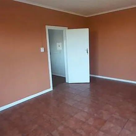 Image 5 - Parliament Street, Central, Gqeberha, 6006, South Africa - Apartment for rent