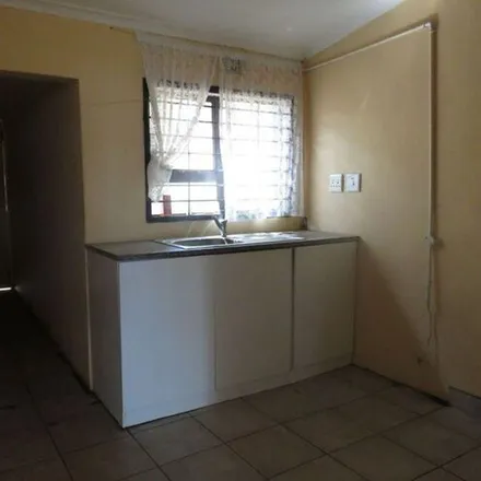 Image 4 - Primrose Road, Msunduzi Ward 28, Pietermaritzburg, 3201, South Africa - Apartment for rent