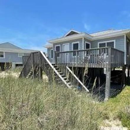 Image 2 - Beach Retreat, Palmetto Boulevard, Edisto Beach, Colleton County, SC 29438, USA - House for sale