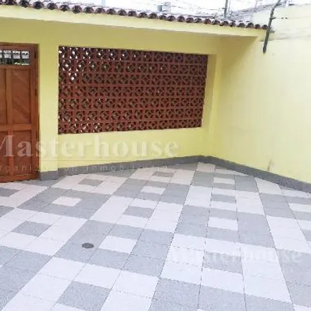 Buy this studio house on Institución educativa inicial Mis Huellitas in Avenida Los Próceres de Huandoy, Los Olivos