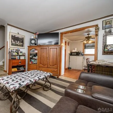 Image 5 - 243 Paderewski Avenue, William Dunlap Homes, Perth Amboy, NJ 08861, USA - Apartment for sale