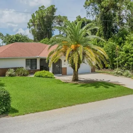 Rent this 2 bed house on 1211 Southland Rd in Venice, Florida
