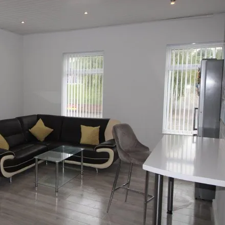 Image 4 - Dorset Road, Liverpool, L6 4DX, United Kingdom - Room for rent