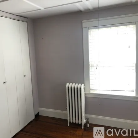 Image 6 - 204 Eastern Avenue, Unit Rear - Apartment for rent