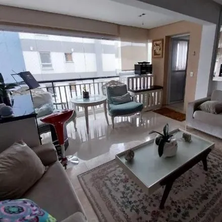 Rent this 3 bed apartment on Rua das Palmeiras in Jardim, Santo André - SP