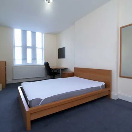 Image 4 - Tavistock Place, Plymouth, PL4 8AU, United Kingdom - Apartment for rent