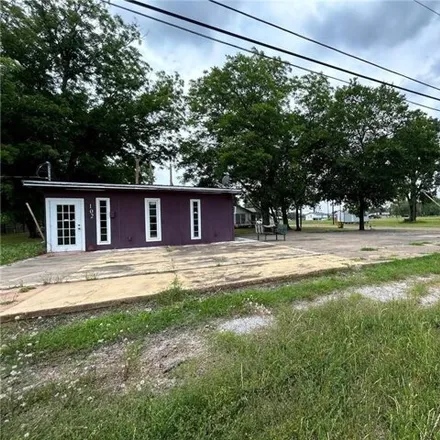 Buy this 1 bed house on 116 South Navasota Street in Hearne, TX 77859