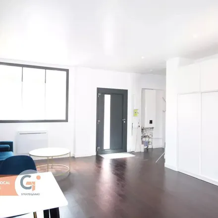 Rent this 1 bed apartment on Résidence Le Luxembourg in Rue François Raspail, 76300 Sotteville-lès-Rouen