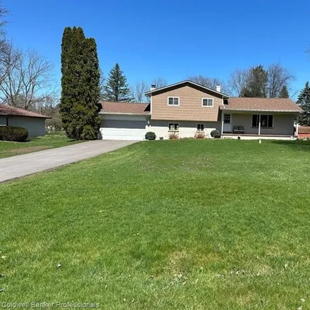 Buy this 3 bed house on 1628 Beth Drive in Lapeer Township, MI 48446