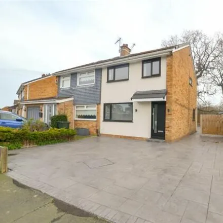 Buy this 3 bed duplex on Randle Meadow in Ellesmere Port, CH66 2LB