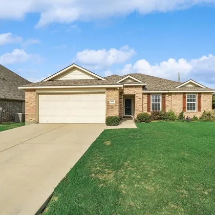 Rent this 3 bed house on 5015 Spruce Street in Krum, Denton County