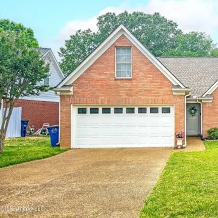 Buy this 4 bed house on 9287 Hickory Drive in Olive Branch, MS 38654