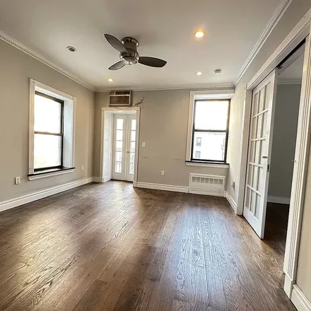 Image 4 - Lasagna, 941 2nd Avenue, New York, NY 10022, USA - Apartment for rent