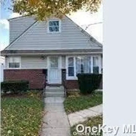 Image 2 - 1433 Marshall Street, Elmont, NY 11003, USA - House for rent