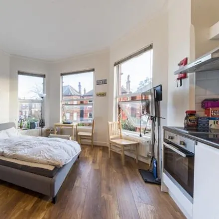 Rent this studio apartment on 5 Manstone Road in London, NW2 3XH