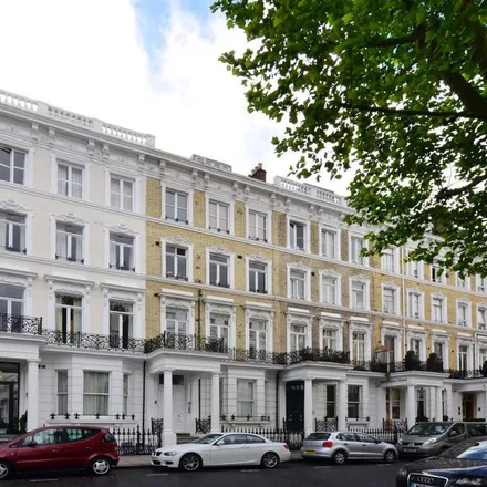 Rent this 2 bed apartment on 16 Trebovir Road in London, SW5 9NQ