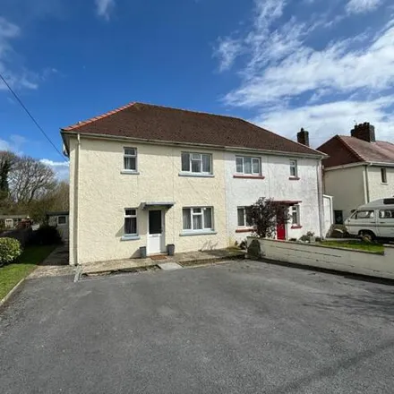 Buy this 3 bed duplex on B4337 in Llanwnnen, SA48 7JX