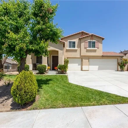 Buy this studio townhouse on 23394 Badger Creek Lane in Quail Valley, CA 92587