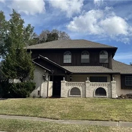 Buy this 5 bed house on 3800 Pin Oak Avenue in Tall Timbers, New Orleans