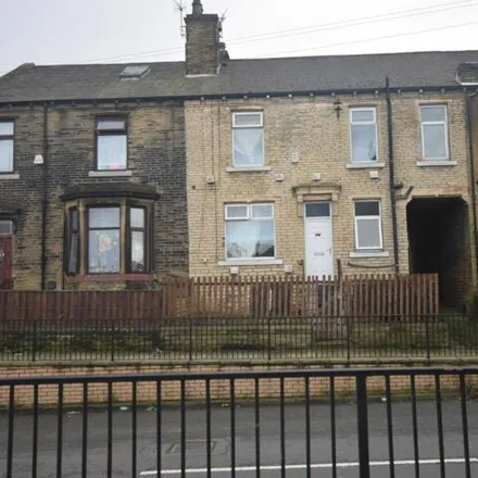 Buy this 2 bed townhouse on Brompton Road in Bradford, BD4 7JE