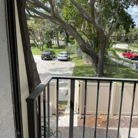 Image 9 - 6905 69th Way, West Palm Beach, FL 33407, USA - Townhouse for sale