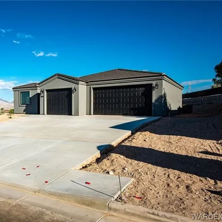 Buy this 3 bed house on 3489 Sun River Road in Bullhead City, AZ 86429