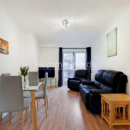 Rent this 1 bed room on The Eagle in 159 Farringdon Road, London