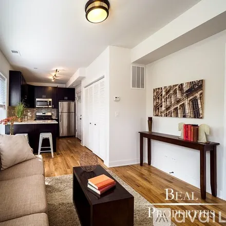 Image 7 - 2201 W Eastwood Ave, Unit CL-2E - Apartment for rent